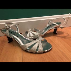Silver medium height heels